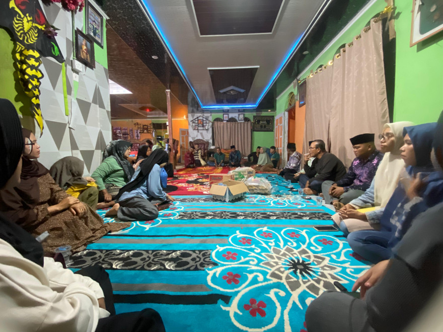 Penyerahan Bantuan dari Pemerintahan Nagari Koto Lamo untuk Masyarakat yang Terkena Musibah Kebakaran (4 Juli 2025)
